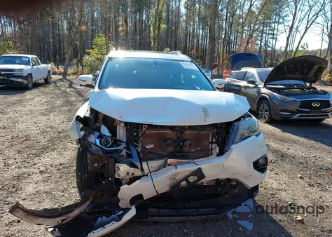 2017 Nissan Pathfinder Sl из США, поврежденный, VIN 5N1DR2MM3HC902020